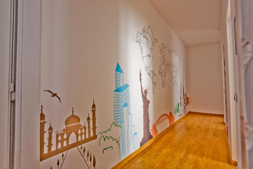 Centrum House
