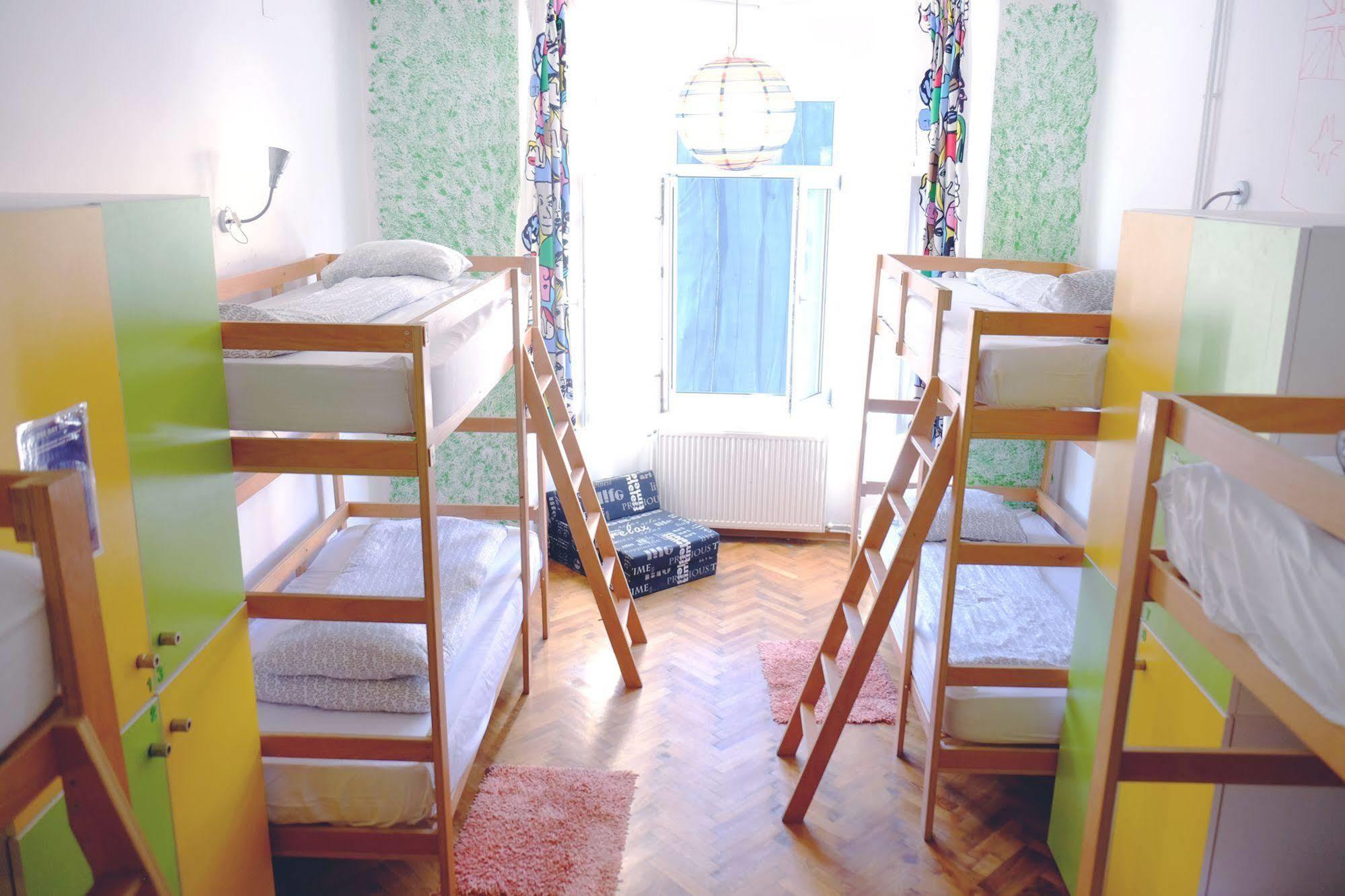 Centrum House Hostel *